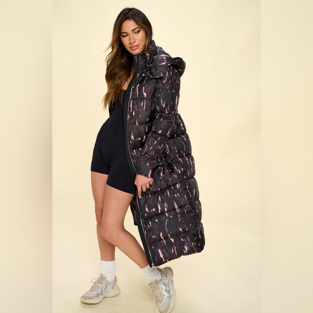 Isla Quilted Puffer Trend Coat In Black